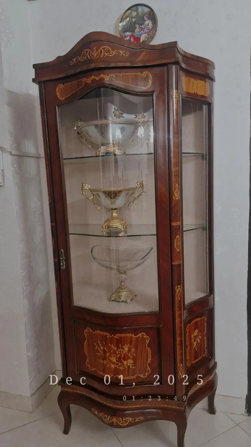 بوفه معرق کاملا سالم و بدون خش|بوفه، ویترین، کنسول|خرم‌آباد, |دیوار