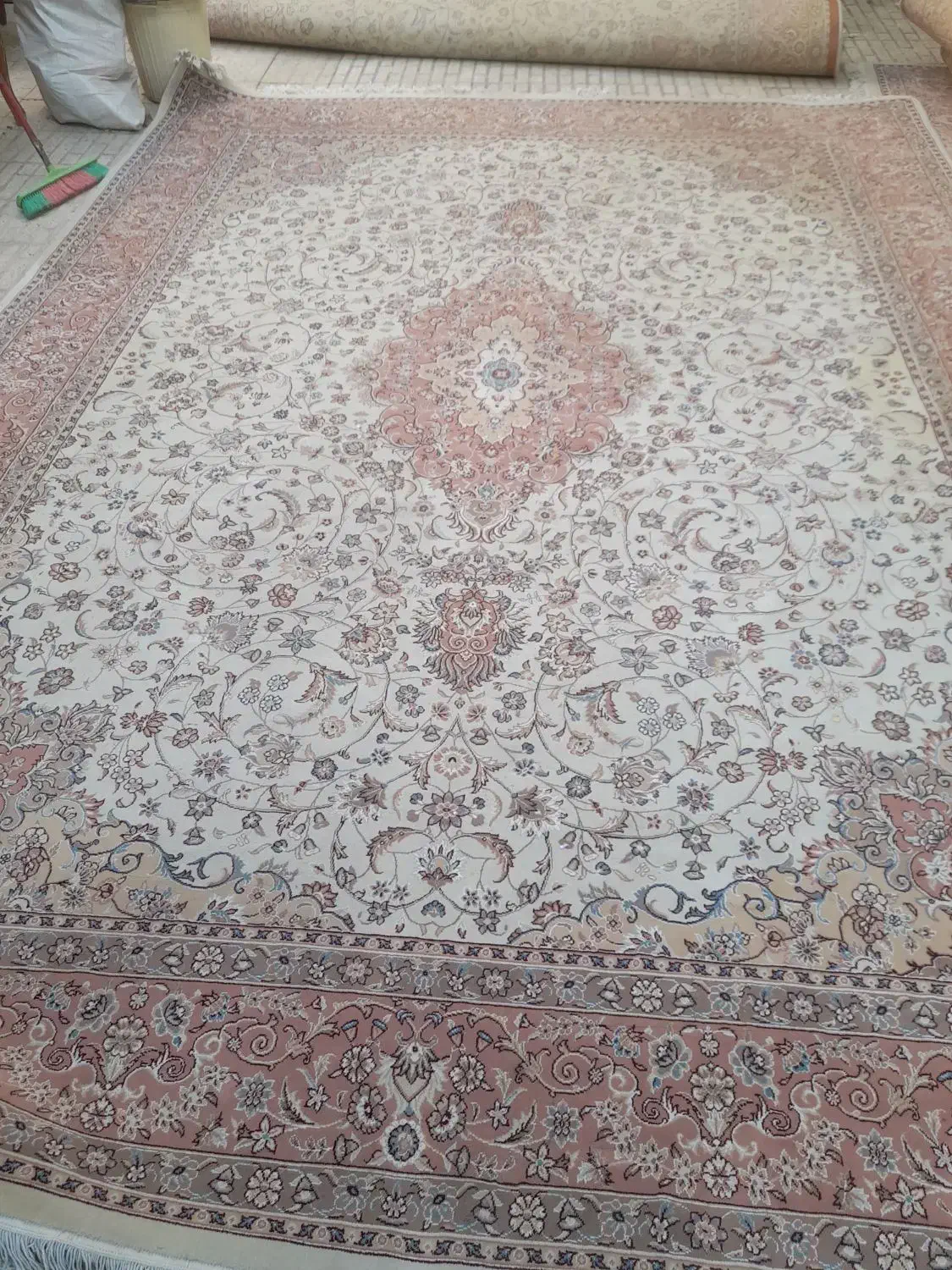 چهار تخته ف ر ش دوازده متری|فرش|کرمانشاه, |دیوار