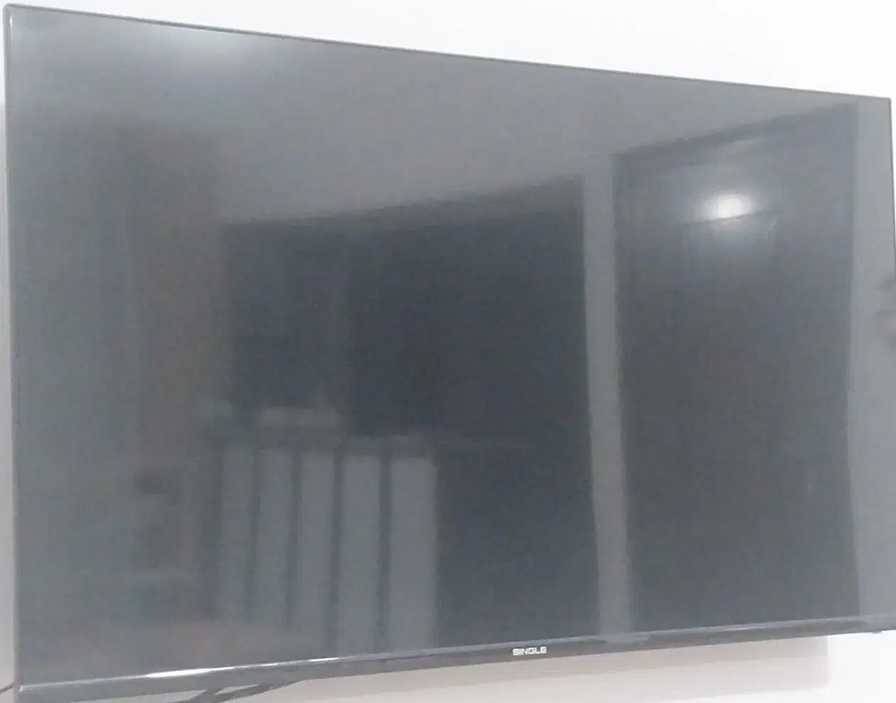 تلوزیون ۴۳ سینگل سالم|تلویزیون و پروژکتور|الوند, |دیوار