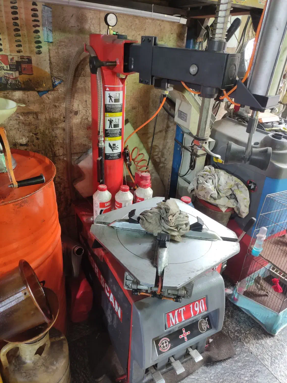 لاستیک درار موتور اسکن چهار پدال و هلپ|ماشینآلات صنعتی|تهران, جلیلی|دیوار