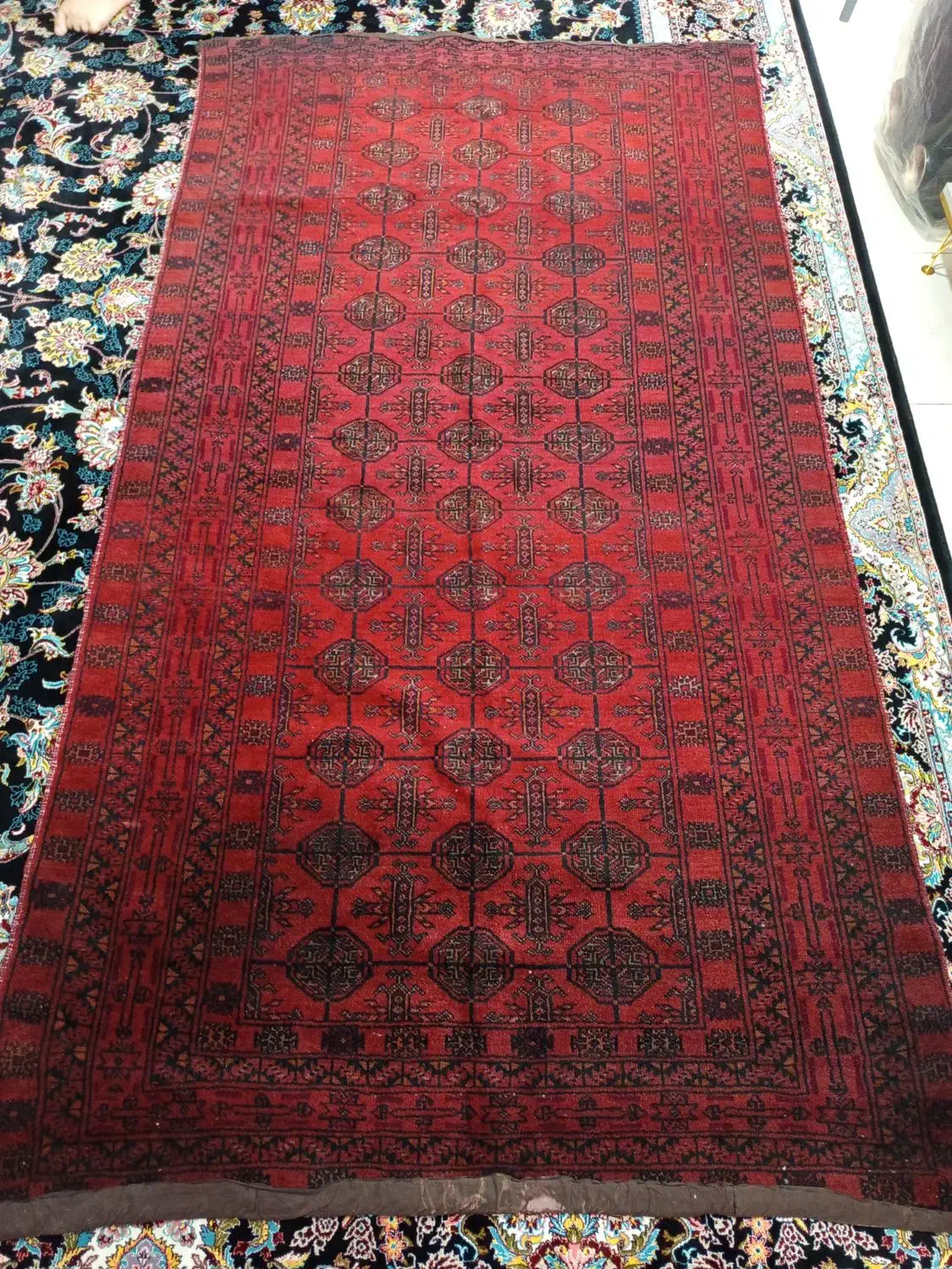 فرش دست بافت قدیمی|فرش|پردیس, فاز ۳|دیوار