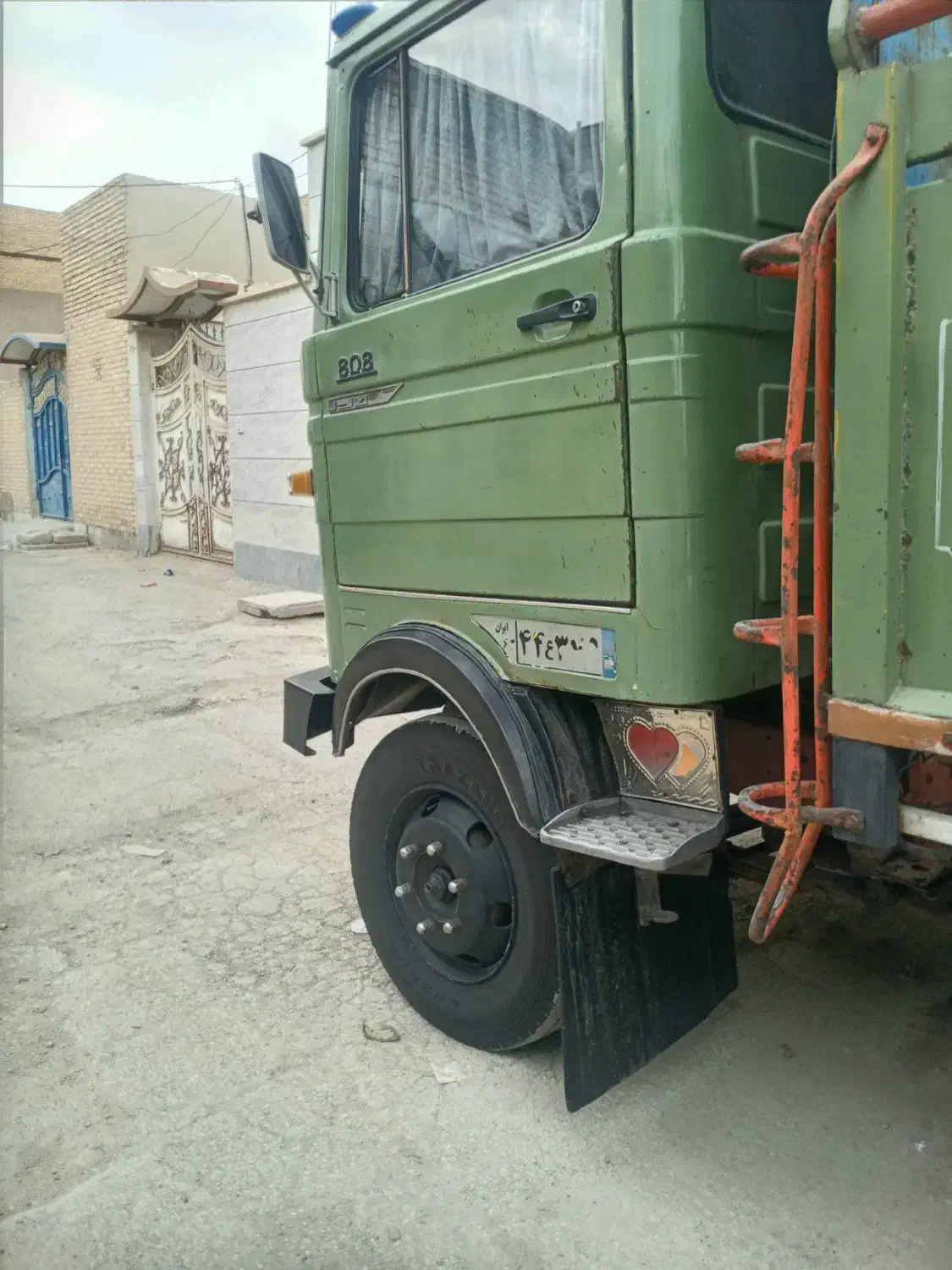 خاور ۸۰۸|خودرو سنگین|شیراز, عادل آباد|دیوار