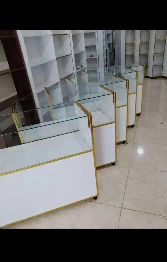 پیشخوان|بوفه، ویترین، کنسول|ایجرود, |دیوار