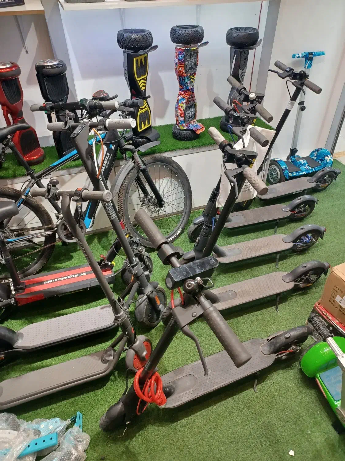 اسکوتر برقی(تعمیرات)با ۱۰ سال سابقه(مهندس وارسته)|خدمات پیشه و مهارت|تهران, دزاشیب|دیوار