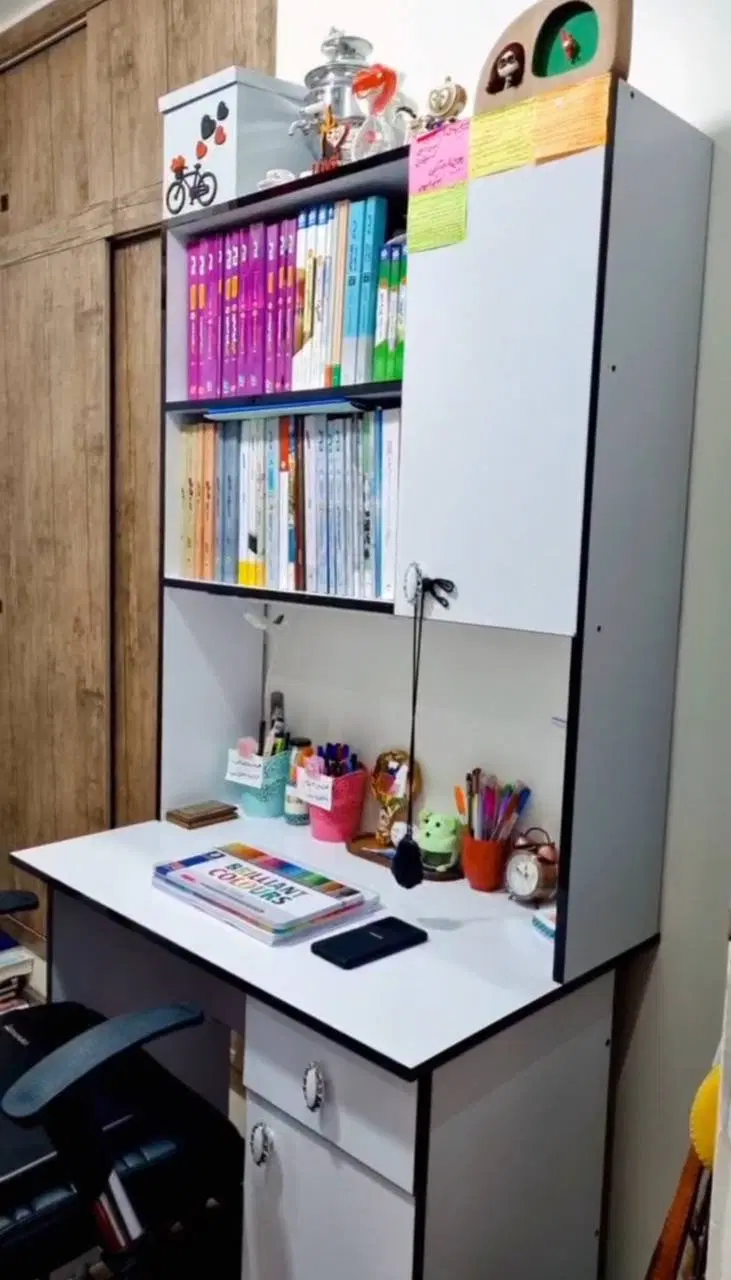 میز تحریر به همراه کتابخانه|میز تحریر و کامپیوتر|تهران, سازمان برنامه جنوبی|دیوار