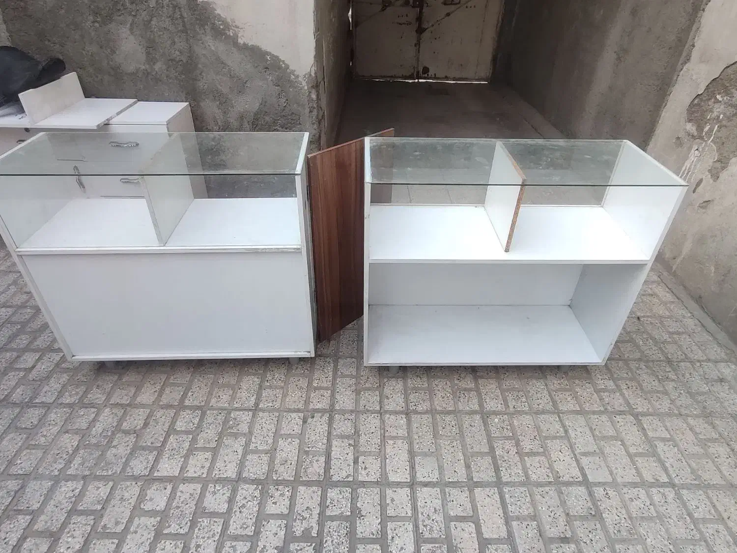 ویترین شیشه دار|فروشگاه و مغازه|مشهد, شهید معقول|دیوار