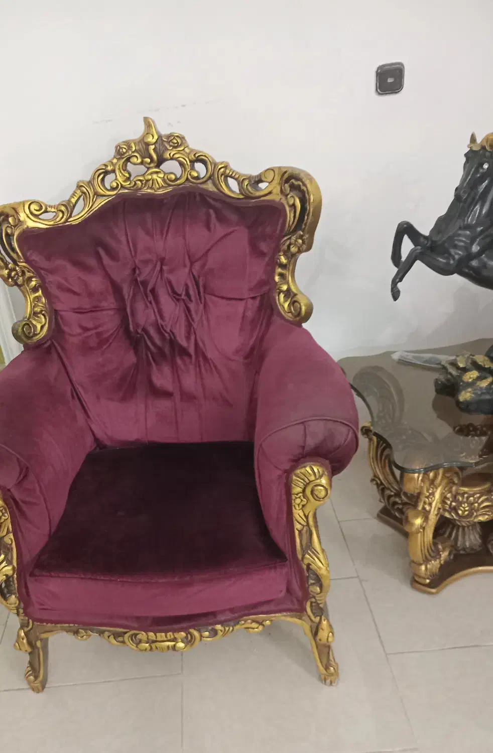 مبلمان سلطنتی و سرویس خواب ولوستر|مبلمان خانگی و میز عسلی|تهران, خاک سفید|دیوار