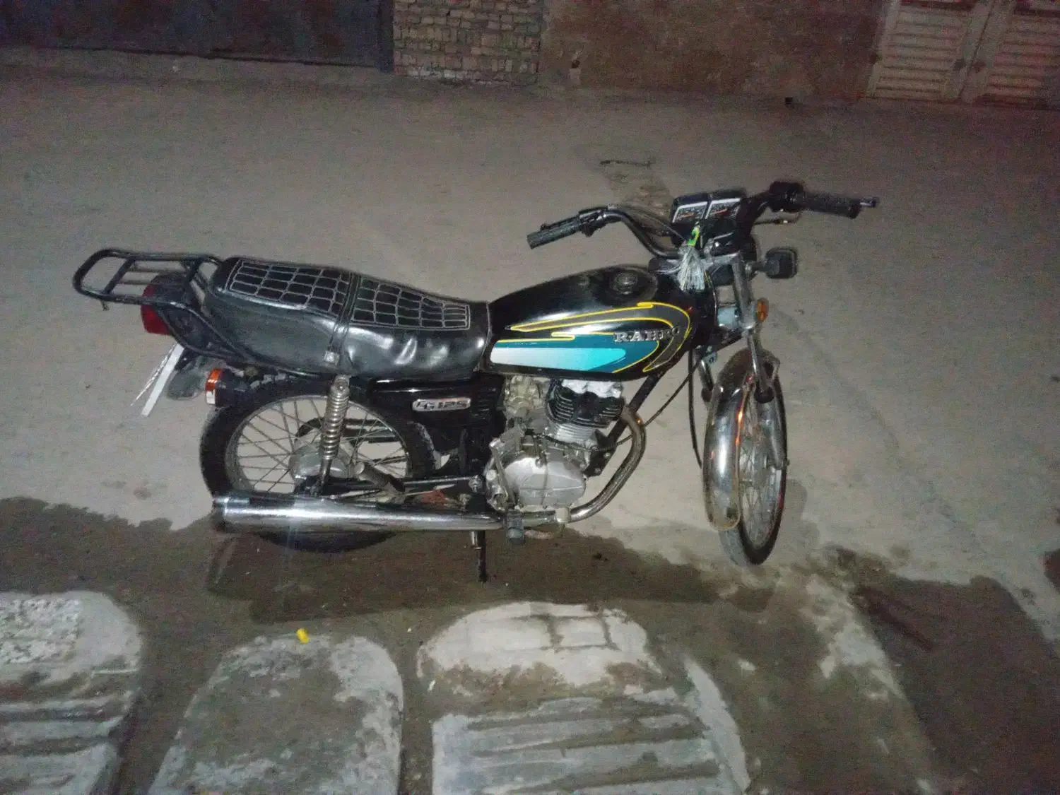 پیشتاز ۸۶|موتورسیکلت|مشهد, بهمن|دیوار