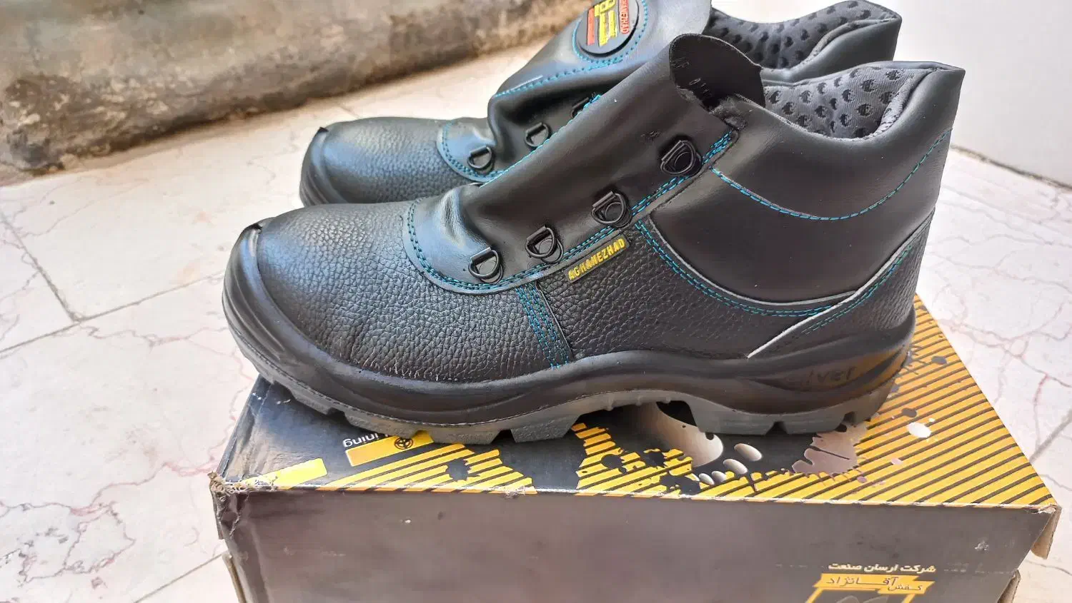 کفش‌کار‌ ایمنی|کیف، کفش، کمربند|پاکدشت, خاتون آباد|دیوار