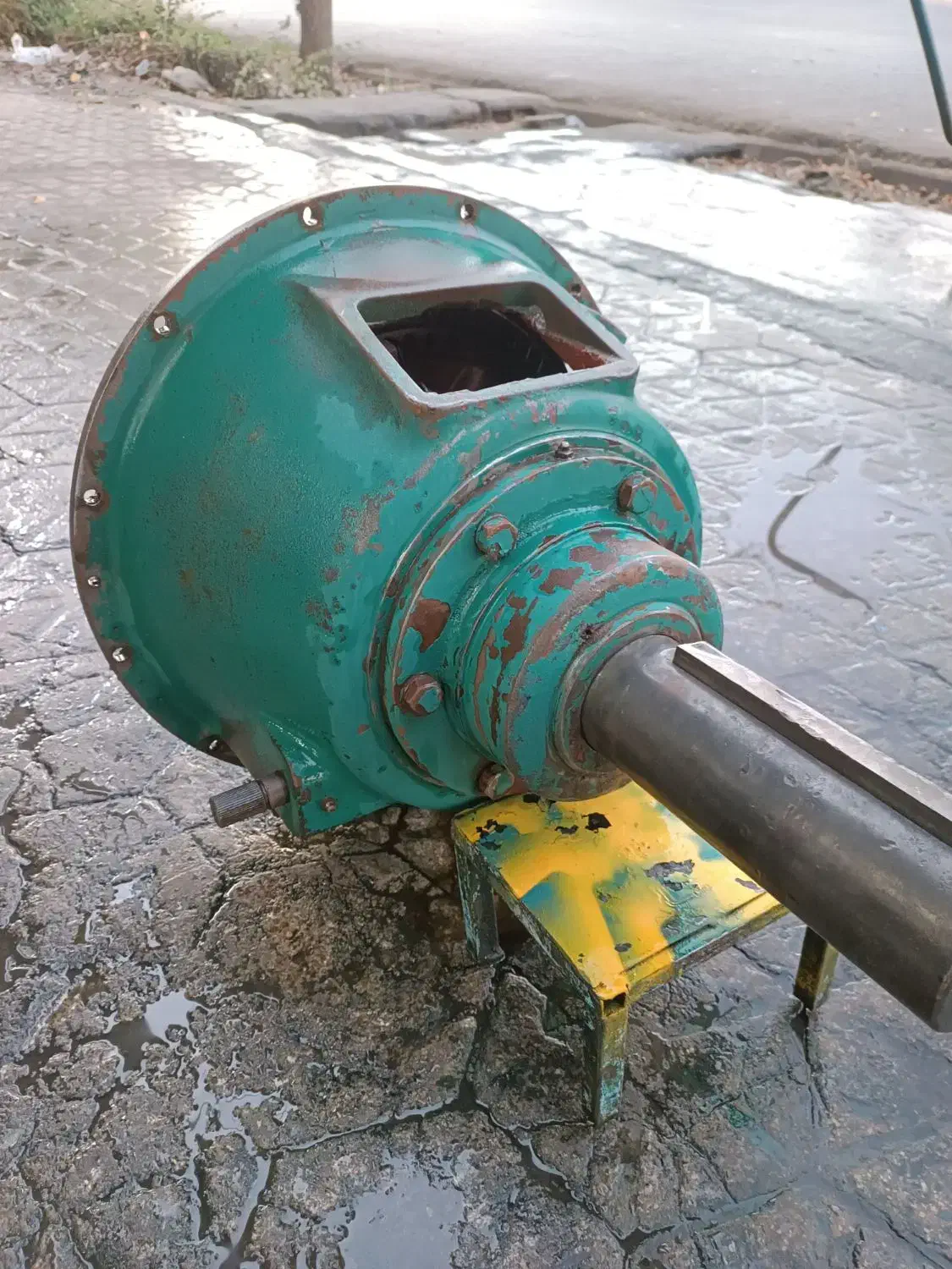 موتور آب آبکشی دیزل کلاج ولوو|ماشین‌آلات صنعتی|لنجان, |دیوار