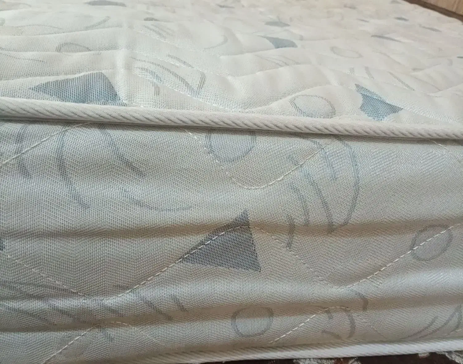 تشک|تشک تختخواب|مشهد, الهیه|دیوار