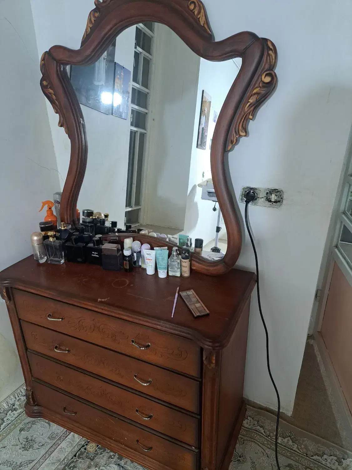 تخت خواب ۱۸۰دونفره|تخت و سرویس خواب|کوهدشت, |دیوار