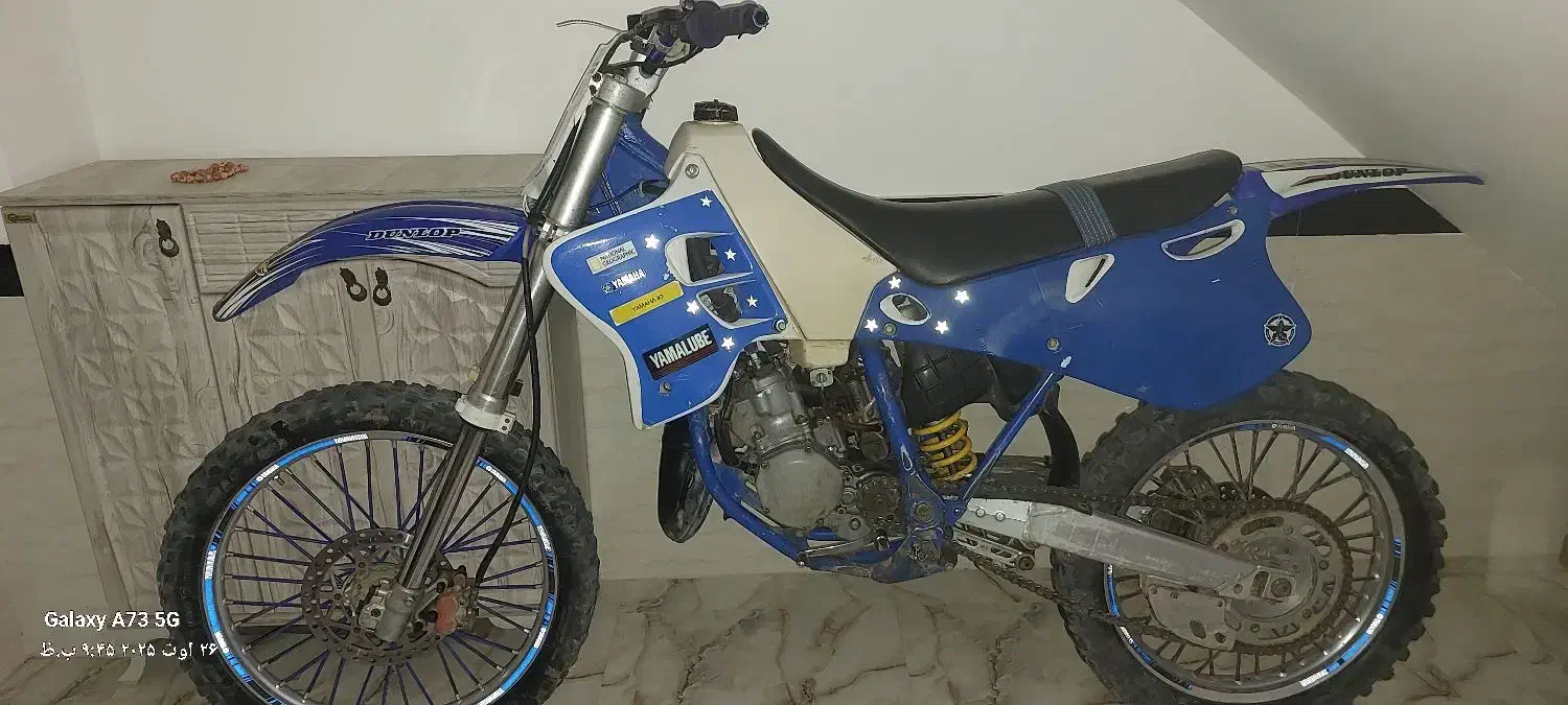 کراس وایزد|موتورسیکلت|قروه, |دیوار