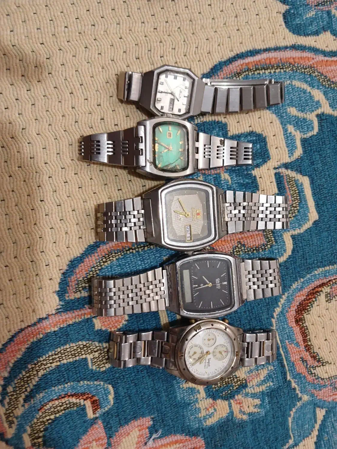 تعدادی ساعت با لوازم ها|ساعت|پاکدشت, حصار امیر|دیوار