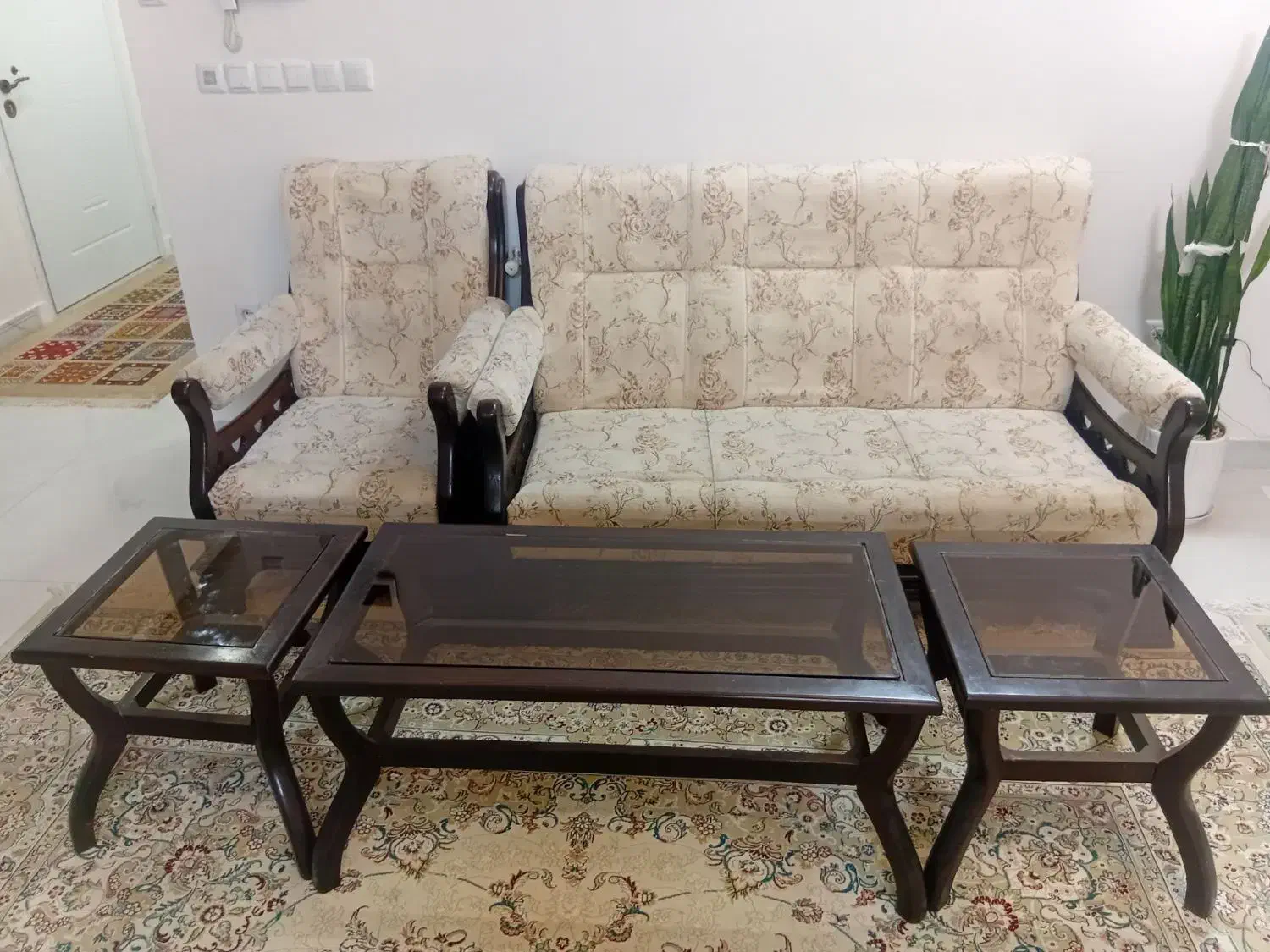 مبل|مبلمان خانگی و میز عسلی|نیشابور, دارایی|دیوار