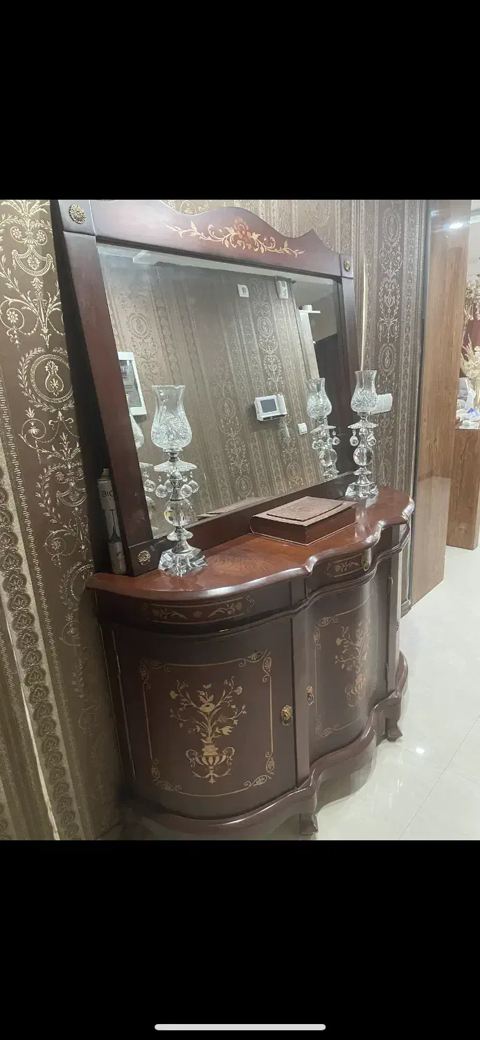 آینه کنسول با تخفیف|بوفه، ویترین، کنسول|مشهد, رضاشهر|دیوار