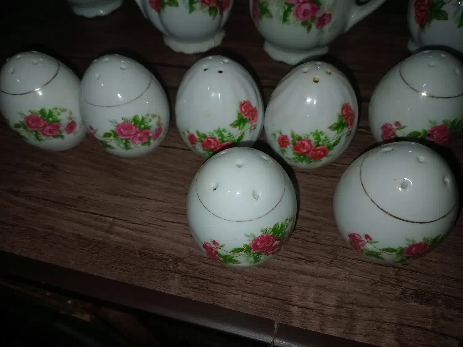 چینی گل سرخی|ظروف سرو و پذیرایی|شهرضا, |دیوار