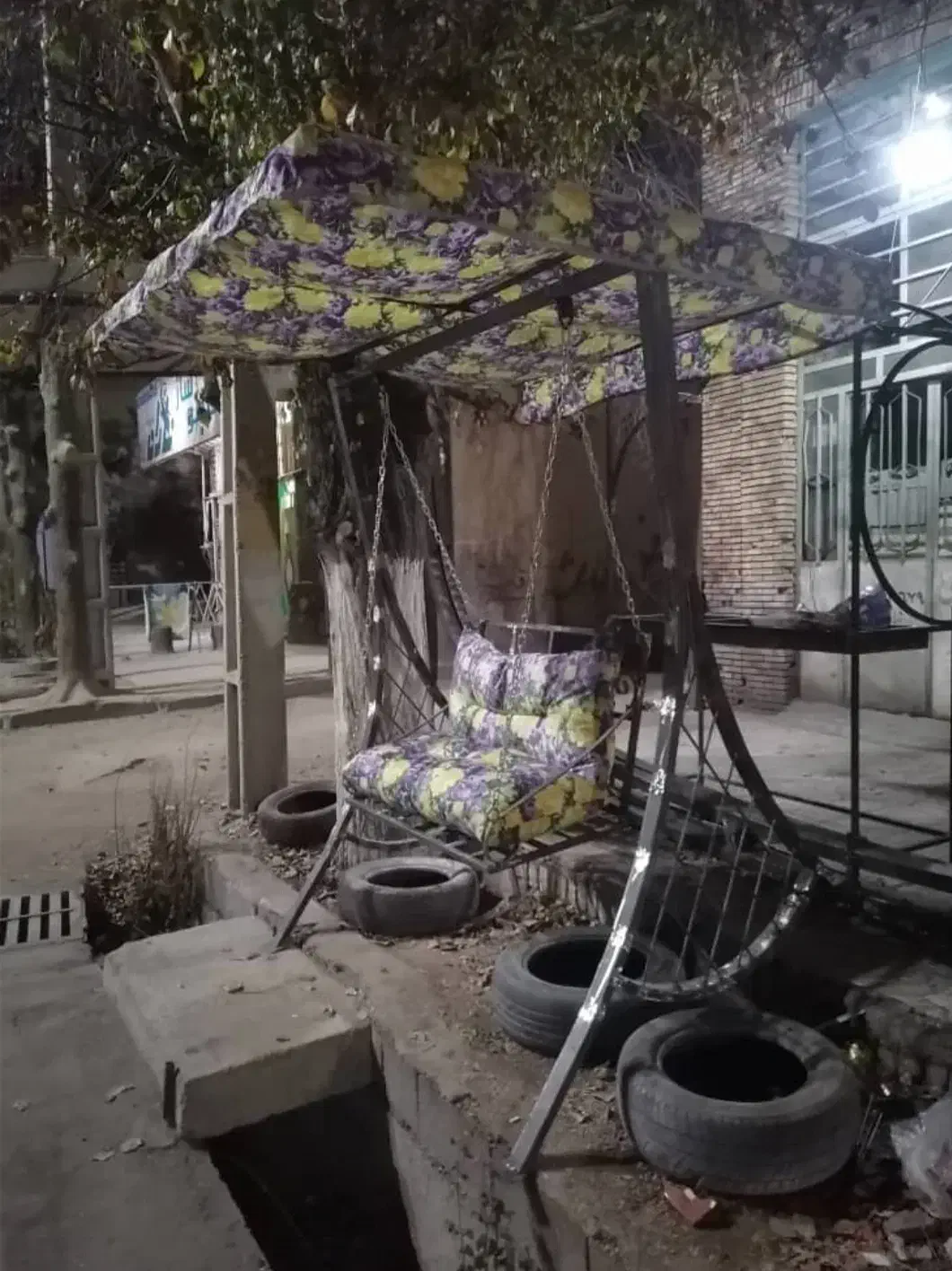 فروش تاب، کباب پز، اتشدان گازی، درب حیاطی ترکمان|حراج|مهریز, |دیوار