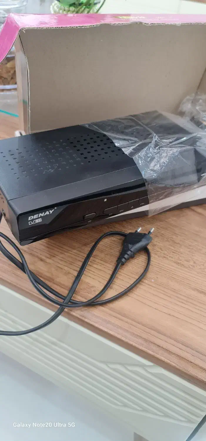 گیرنده دیجیتال|صوتی و تصویری|گرمدره, |دیوار