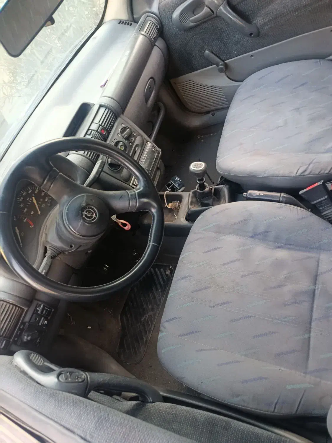 اپل کورسا معاوضه با ماشین تصادفی و کاردار دوتیکه|خودرو سواری و وانت|تهران, مسعودیه|دیوار