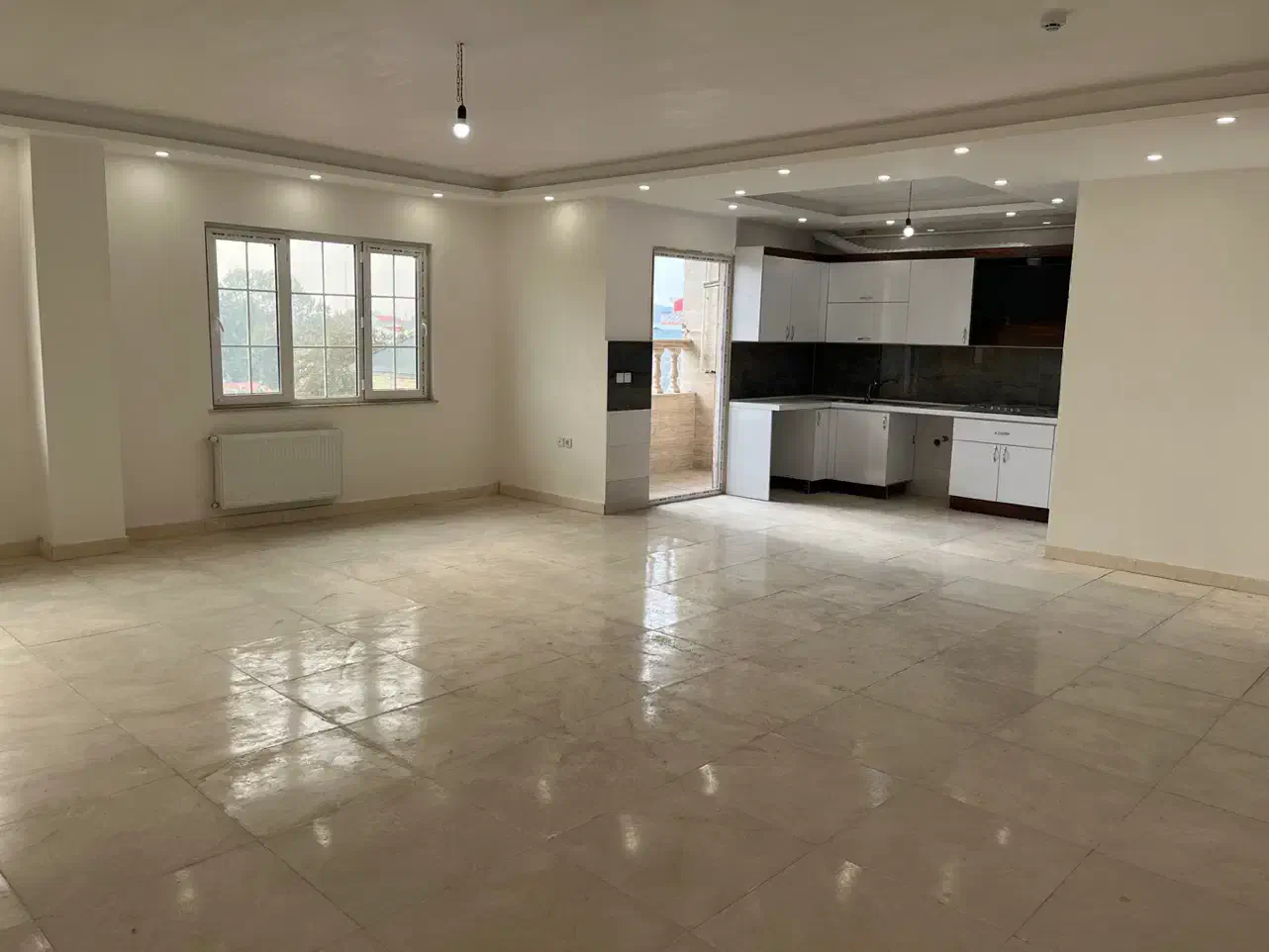 فروش تک واحدی صفر خوش نقشه سندار بلوار احمدزاده|فروش آپارتمان|رشت, انصاری|دیوار