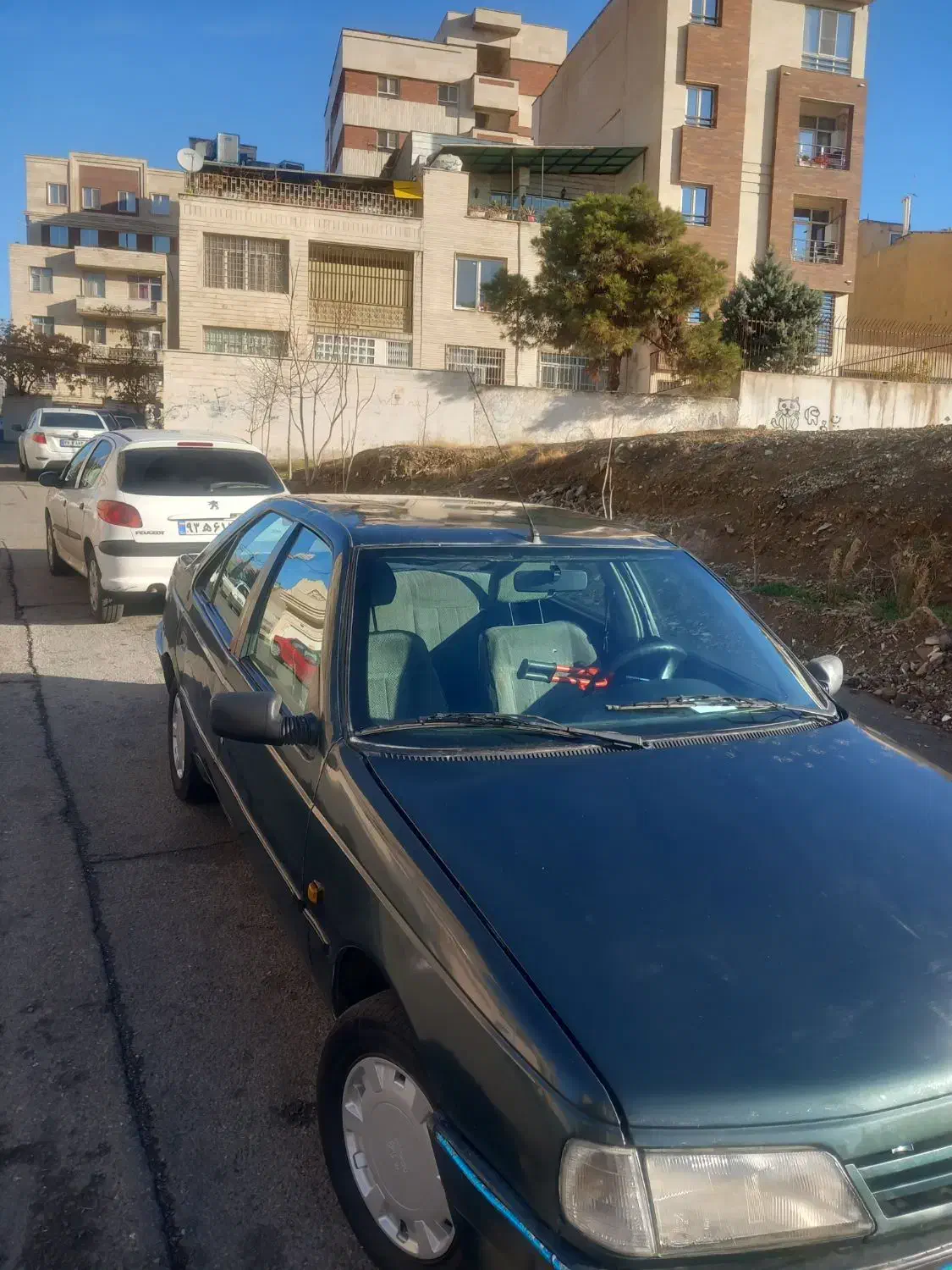 پژو ۴۰۵ مدل ۸۰|خودرو سواری و وانت|تهران, پردیسان|دیوار