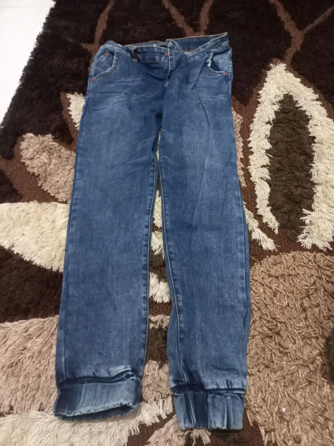 تعدادی لباس زمستانه|لباس|جهرم, |دیوار