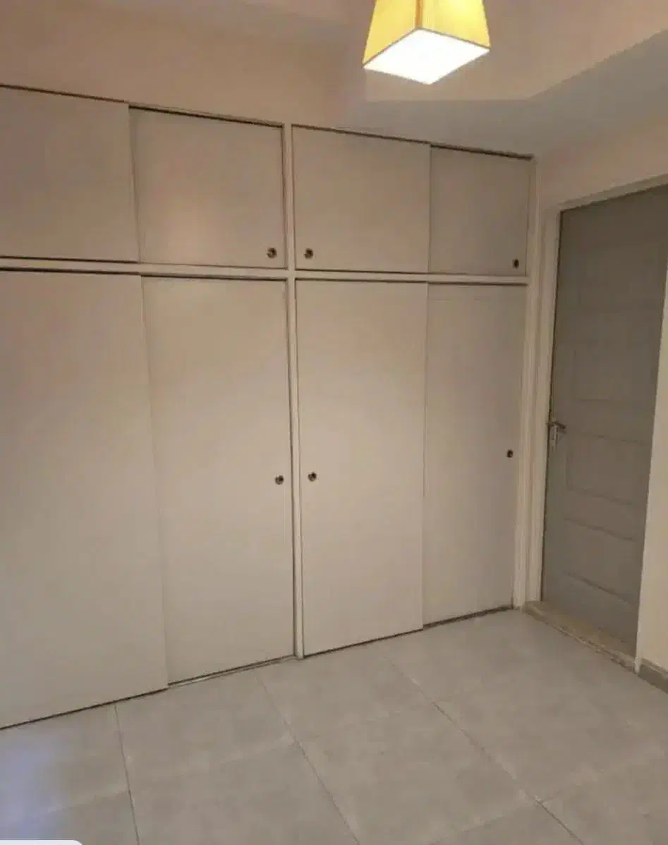 واحد۵۱متری/غرق‌نور