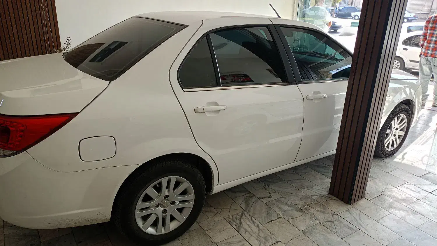 دنا مدل ۹۸ تیپ ۱|خودرو سواری و وانت|هشتگرد, شهرک وحدت|دیوار