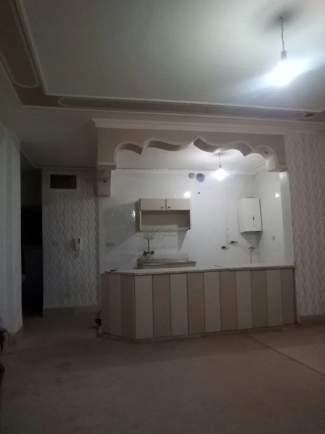 آبگرمکن دیواری|آبگرمکن، پکیج، شوفاژ|مبارکه, |دیوار