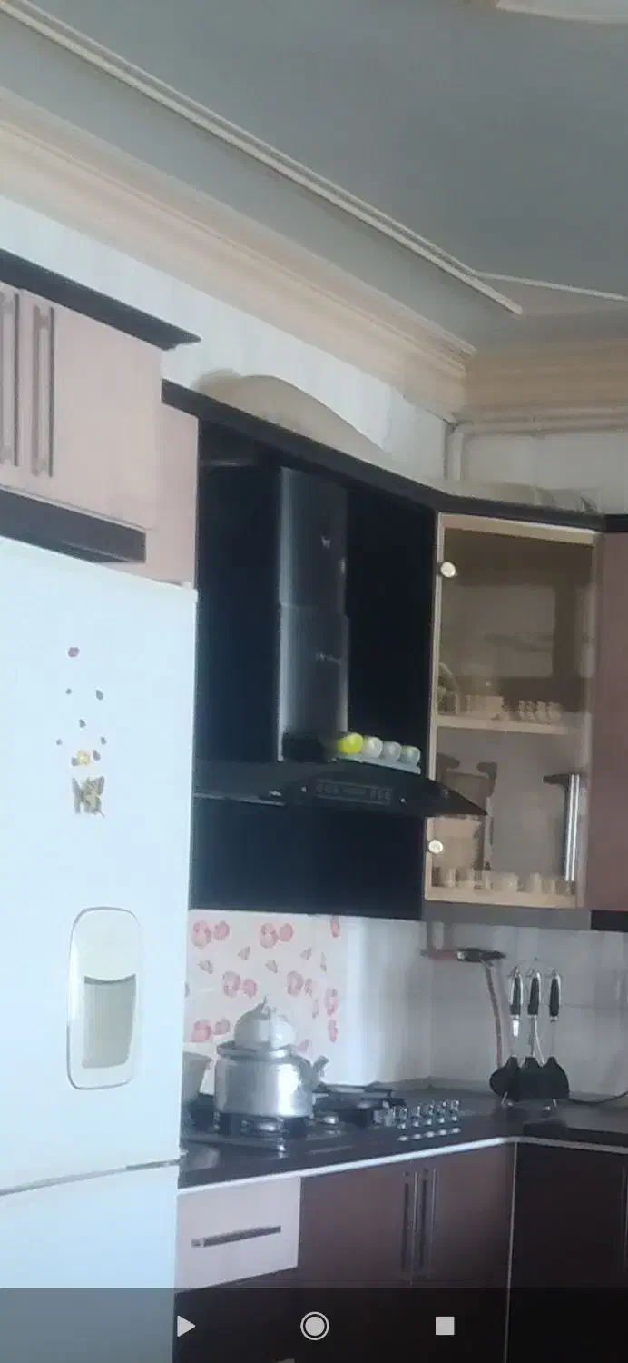 هود داتیس|هود|کوهدشت, |دیوار