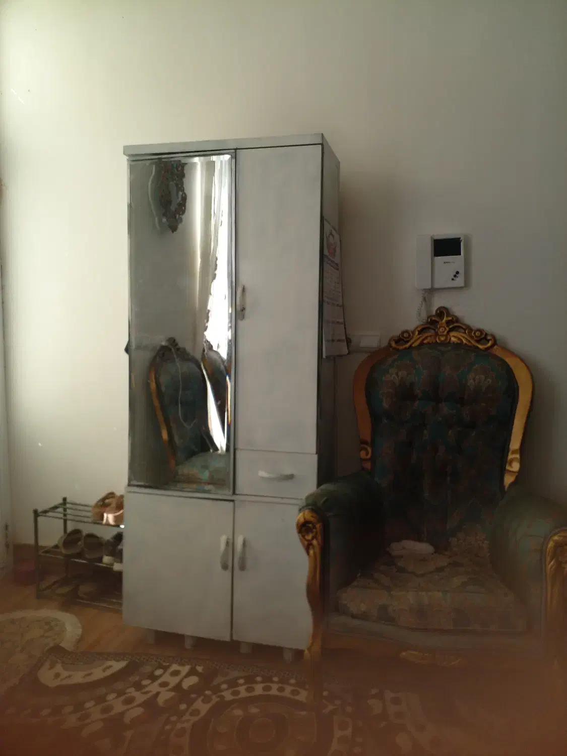 جاکفشی|جاکفشی، کمد، دراور|گناباد, |دیوار