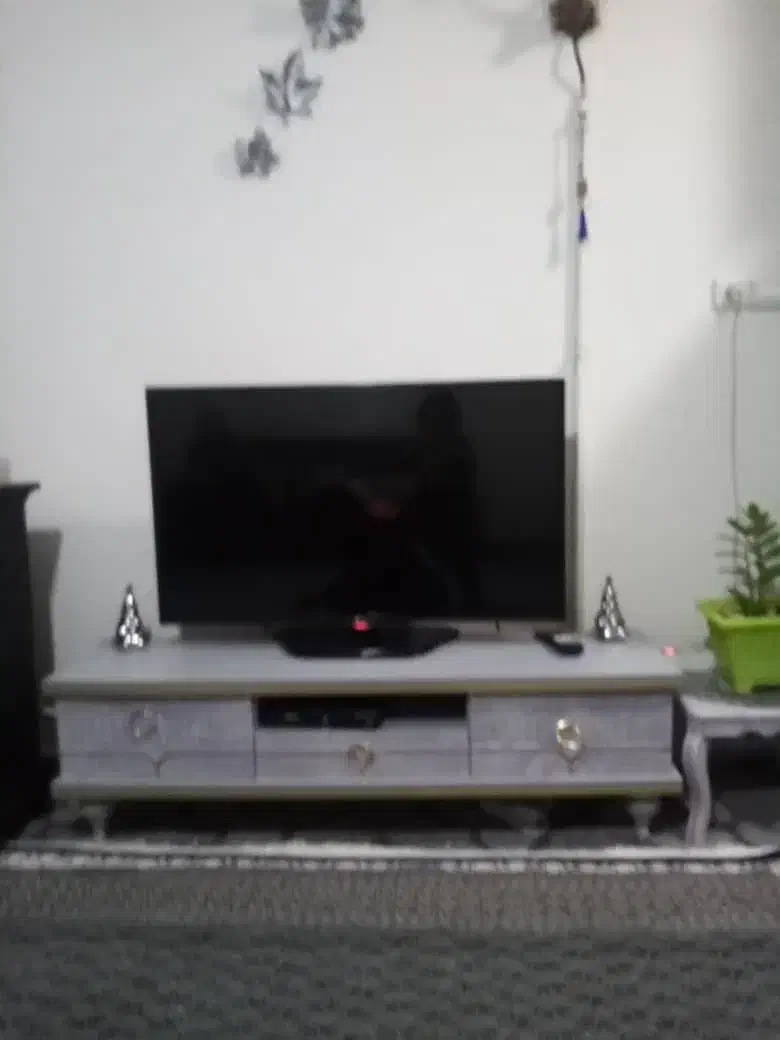 تلویزیون|تلویزیون و پروژکتور|اسلامشهر, شهرک امام حسین (میان آباد)|دیوار