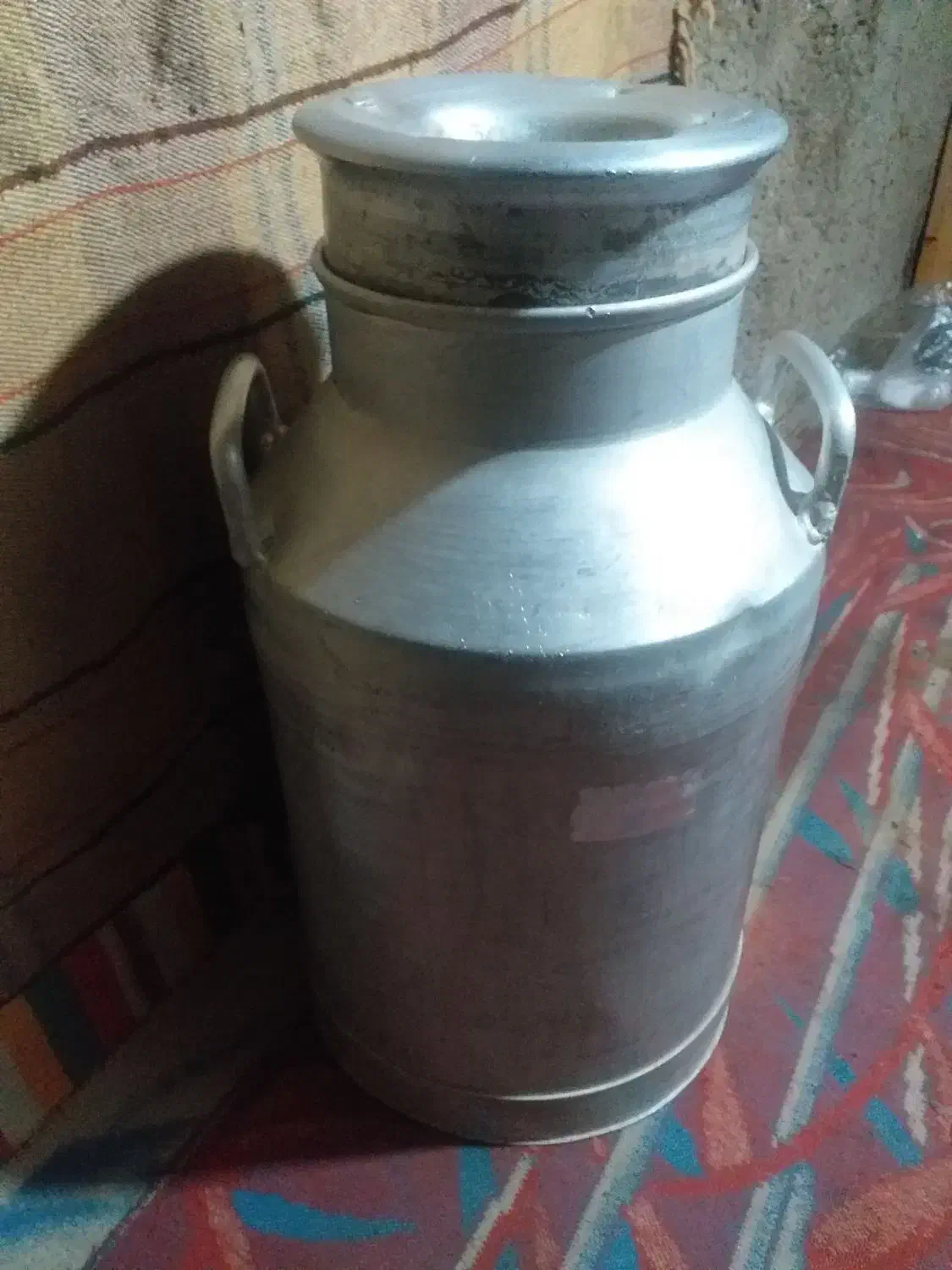 بشکه آلومینیومی روحی قدیمی|ظروف نگهدارنده، پلاستیکی، یکبارمصرف|اصفهان, ابر|دیوار