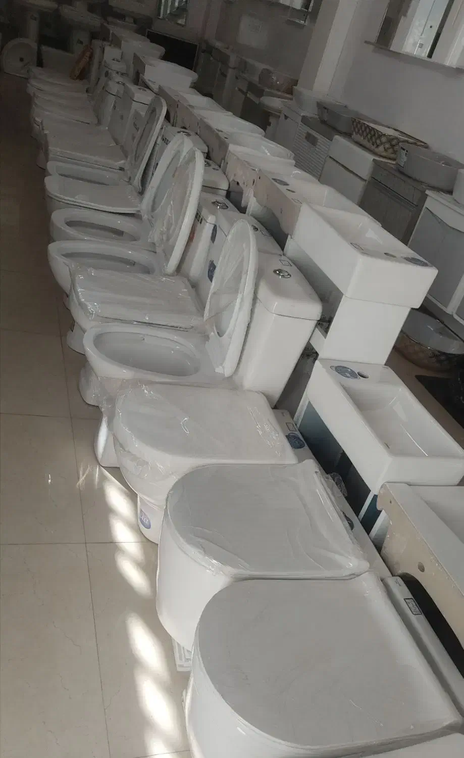 توالت فرنگی تاشو & مدل/پارمیس Parmic|لوازم سرویس بهداشتی|قم, نیروگاه|دیوار