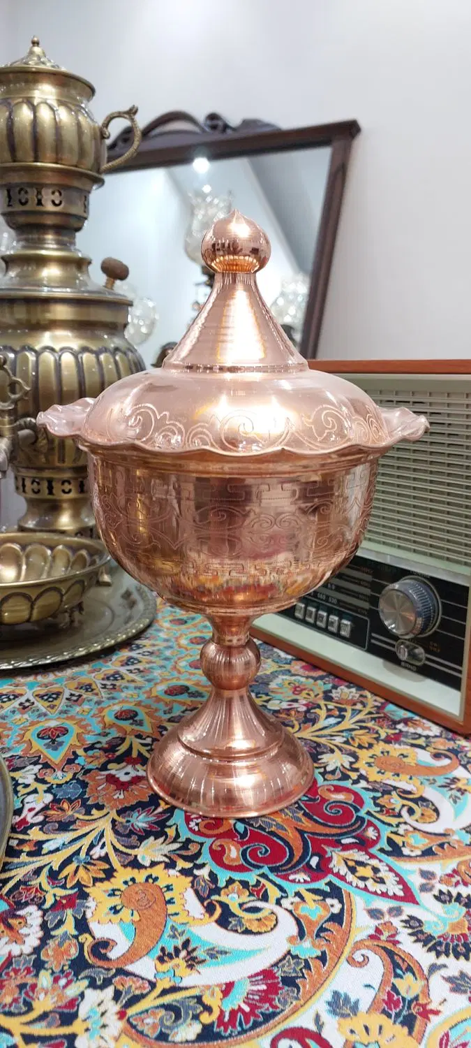 شکلات خوری پایه دار مسی|صنایع دستی و سایر لوازم تزئینی|تهران, صد دستگاه|دیوار