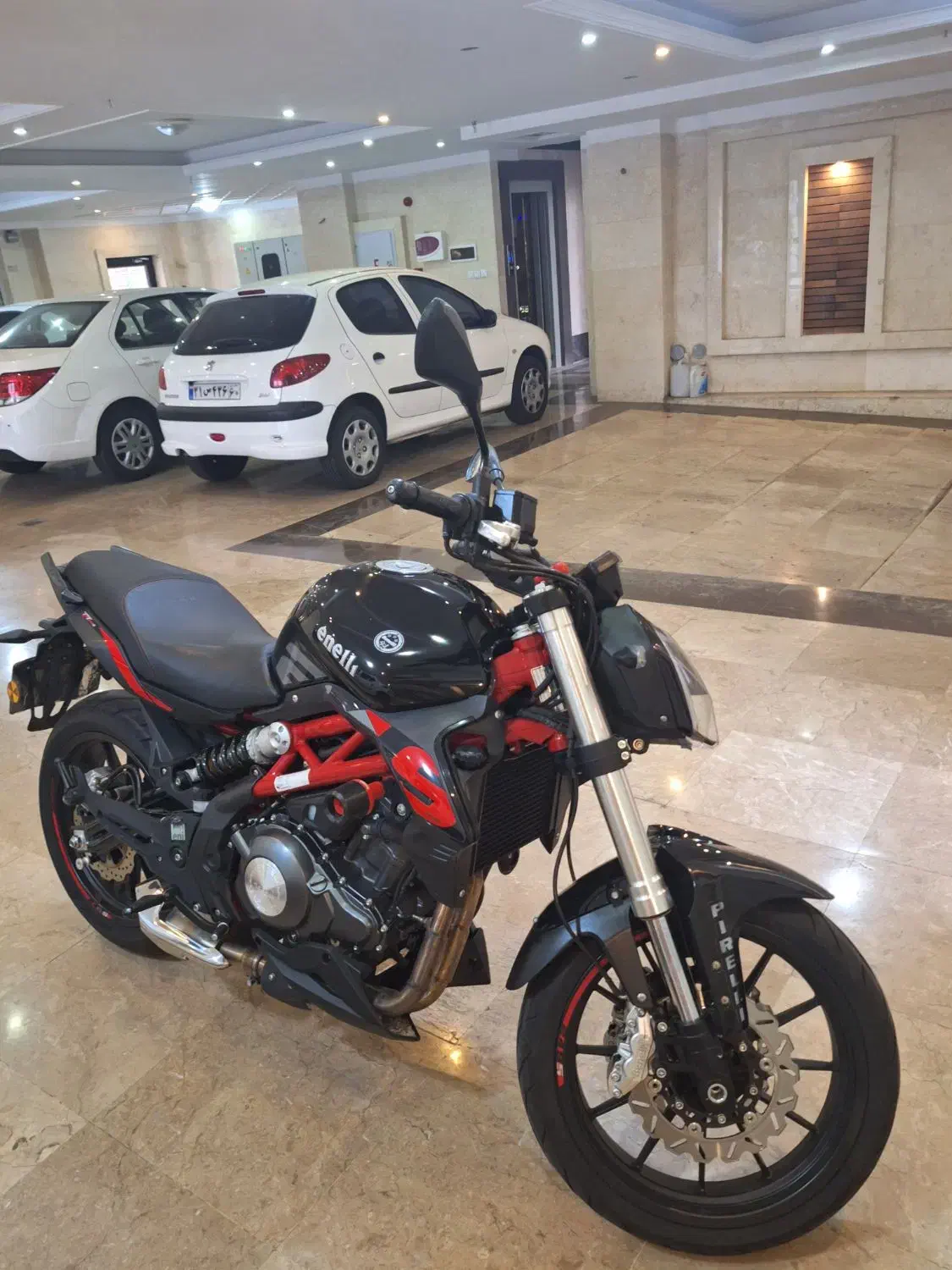 ۲ سلیندر بنلی ۳۰۰ / کم کارکرد/ در حد خشک|موتورسیکلت|تهران, مجیدیه|دیوار