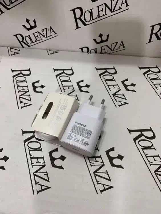 شارژر ۱۵ وات همراه کابل ۴۵۰ ارسال رایگان|لوازم جانبی موبایل و تبلت|فولادشهر, مسکن مهر فولادشهر|دیوار