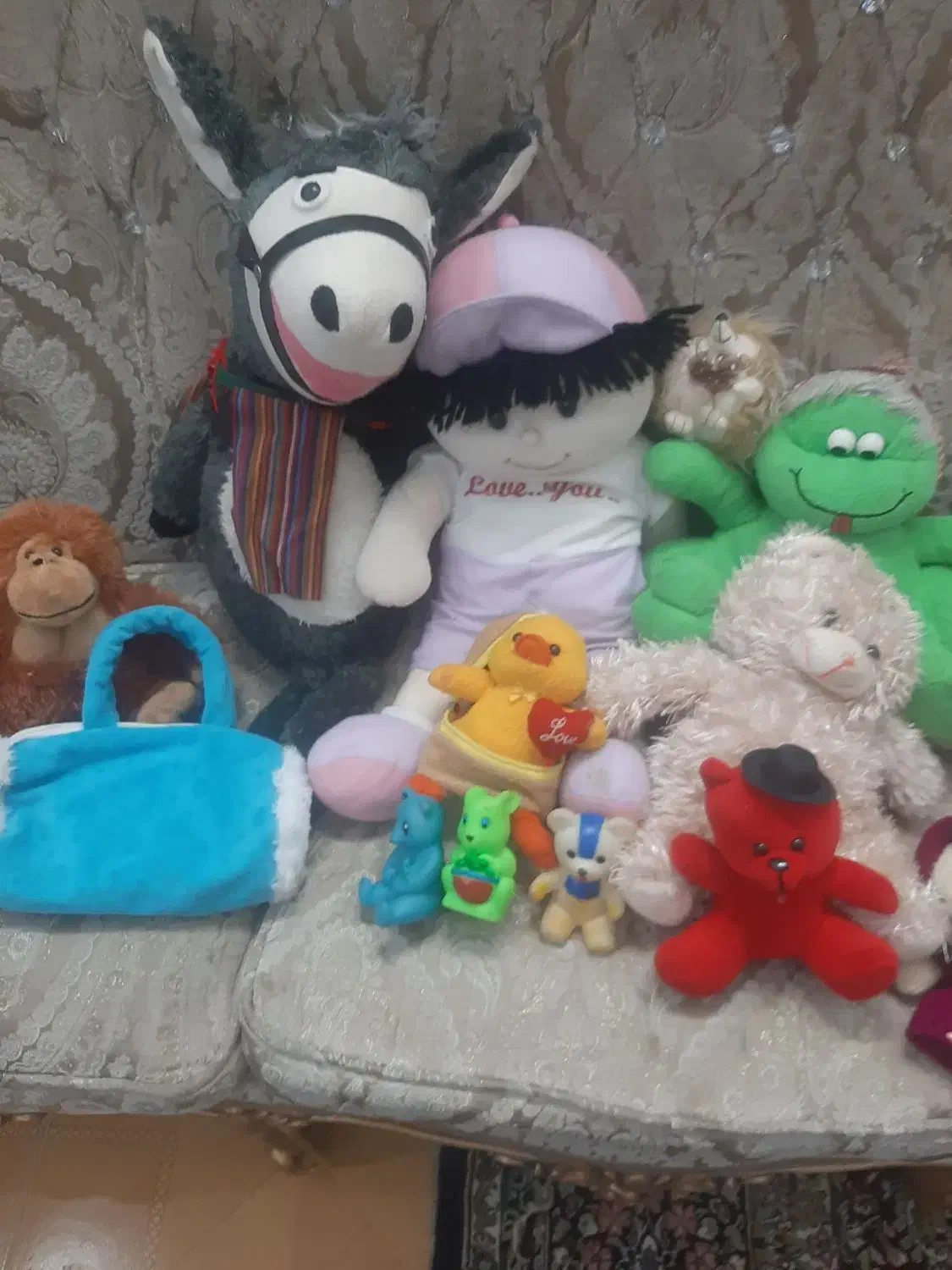 عروسک|اسباب‌بازی بچه|پاکدشت, پاکدشت (مامازند)|دیوار