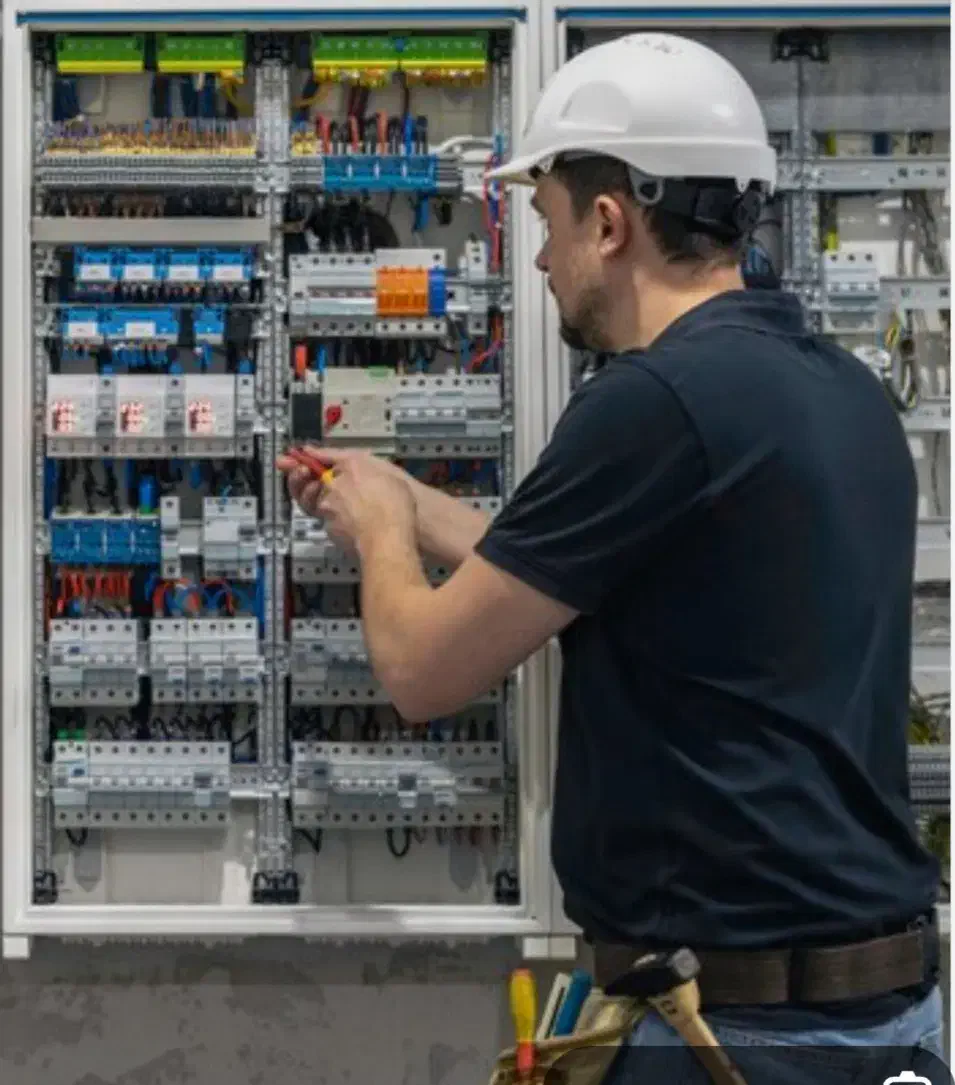 برقکار صنعتی وساختمان|خدمات پیشه و مهارت|کهریزک, |دیوار