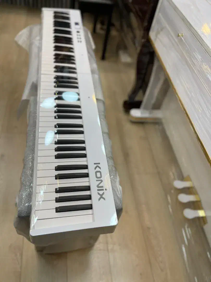 پیانو تاشو پرتابل|پیانو، کیبورد، آکاردئون|کرج, اصفهانی‌ها|دیوار