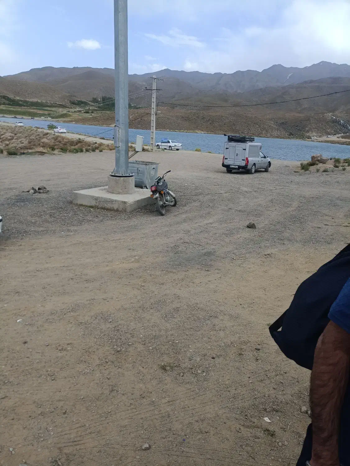 فروش یک هکتار زمین در عنبرآباد جیرفت|فروش دفتر صنعتی، کشاورزی، تجاری|عنبرآباد, |دیوار