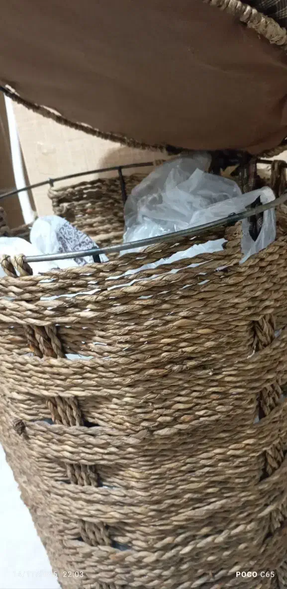 سبد لباس حصیری درب دار.|صنایع دستی و سایر لوازم تزئینی|گنبد کاووس, |دیوار