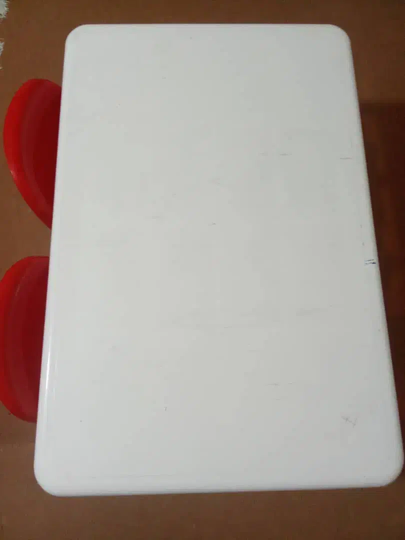 میزوصندلی بچگانه|تخت و صندلی بچه|شاهینشهر, بنیاد ازدواج|دیوار