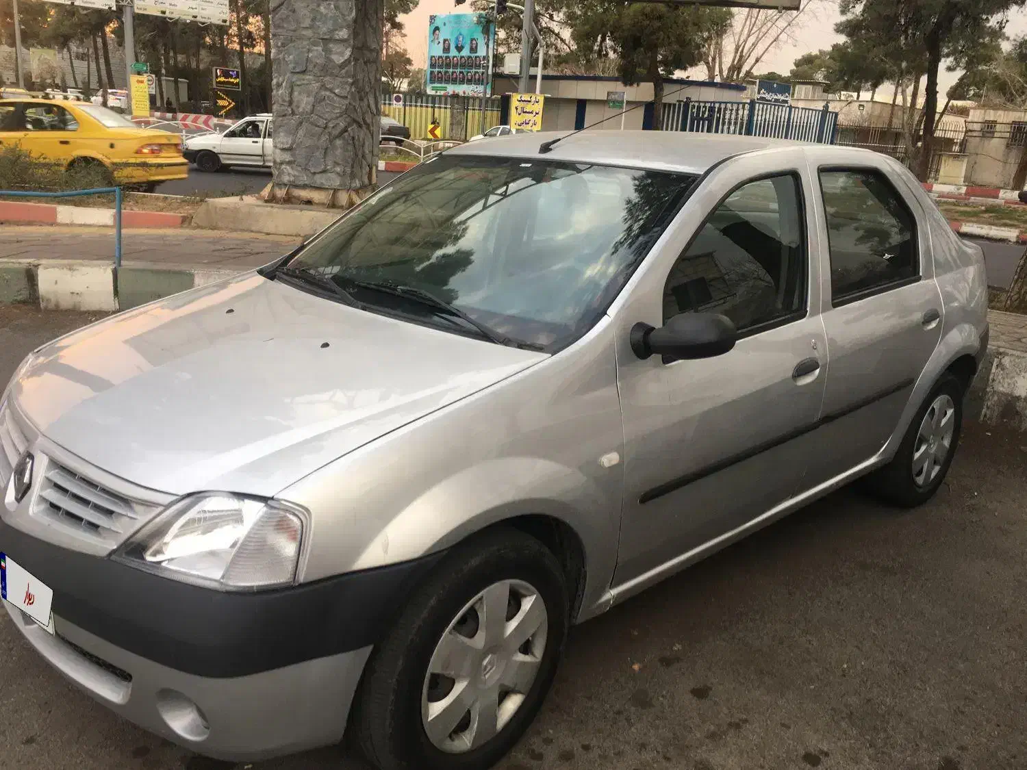 ال ۹۰لوگان|خودرو سواری و وانت|تهران, فرودگاه مهرآباد|دیوار