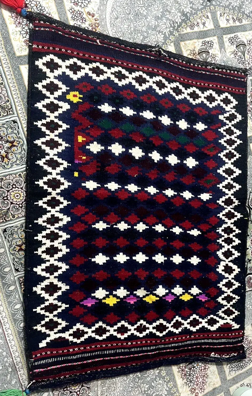 قالیچه دستباف قدیمی|فرش|ایذه, |دیوار