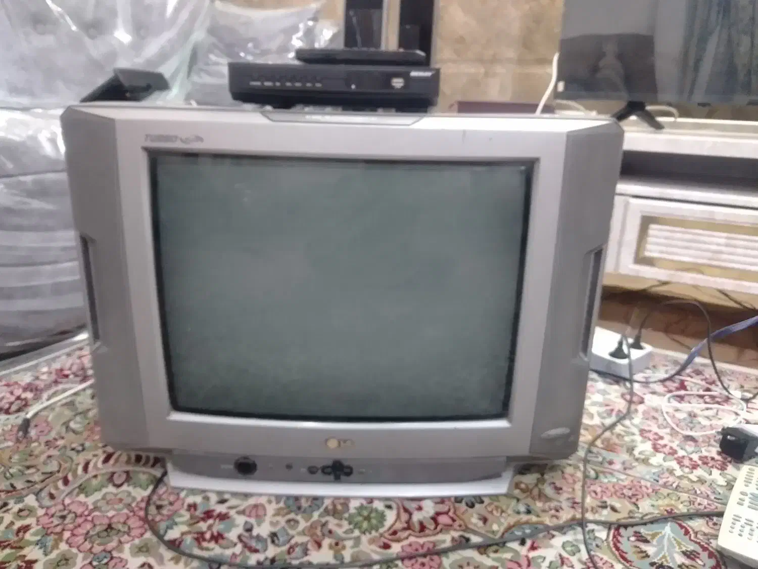 تلویزیون 21 اینج ودیجینال|تلویزیون و پروژکتور|کرمان, |دیوار