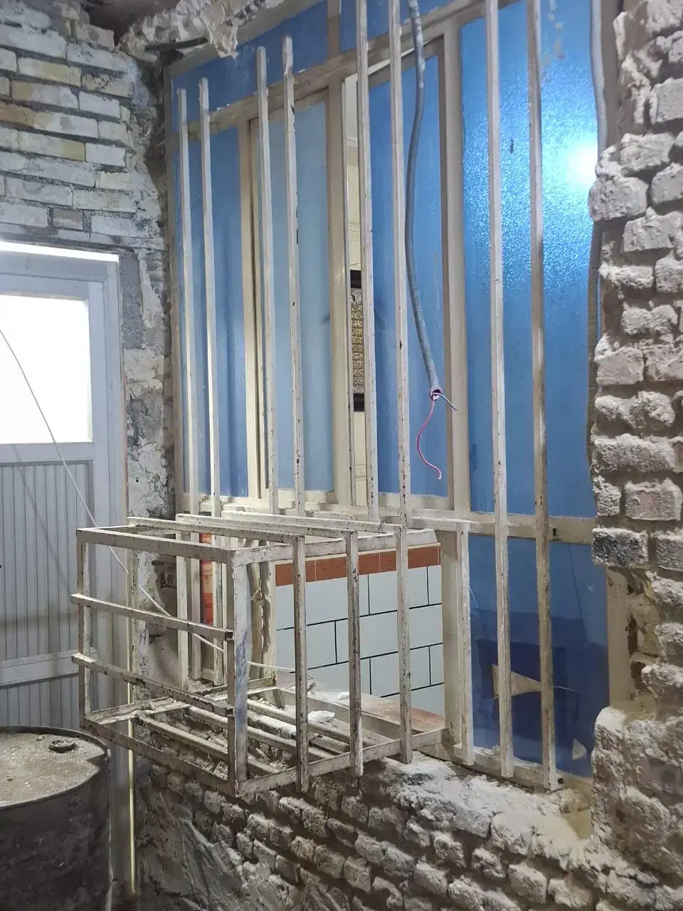 پنجره و جاکولری|مصالح و تجهیزات ساختمان|اهواز, کوی علوی|دیوار