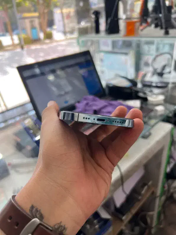 Iphone 13pro بدون تعمیر|موبایل|اصفهان, سپاهان‌شهر|دیوار