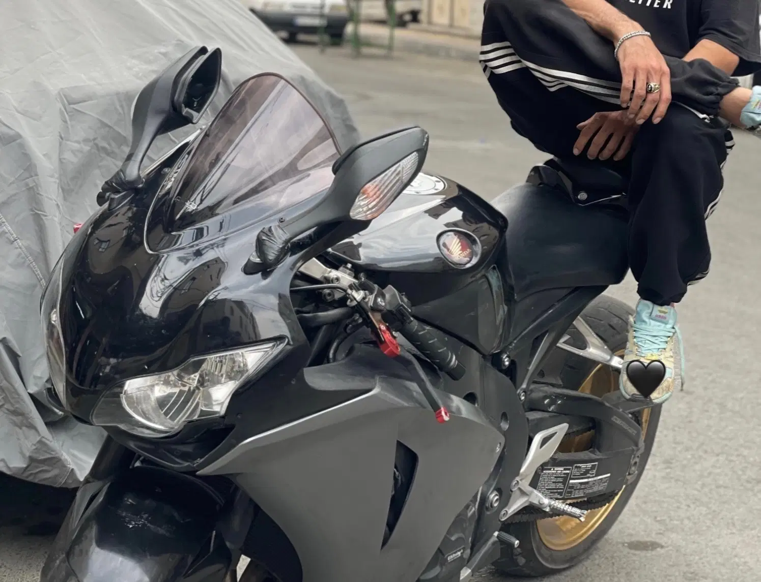 cbr1000 2010|موتورسیکلت|تهران, شهرک شریفی|دیوار